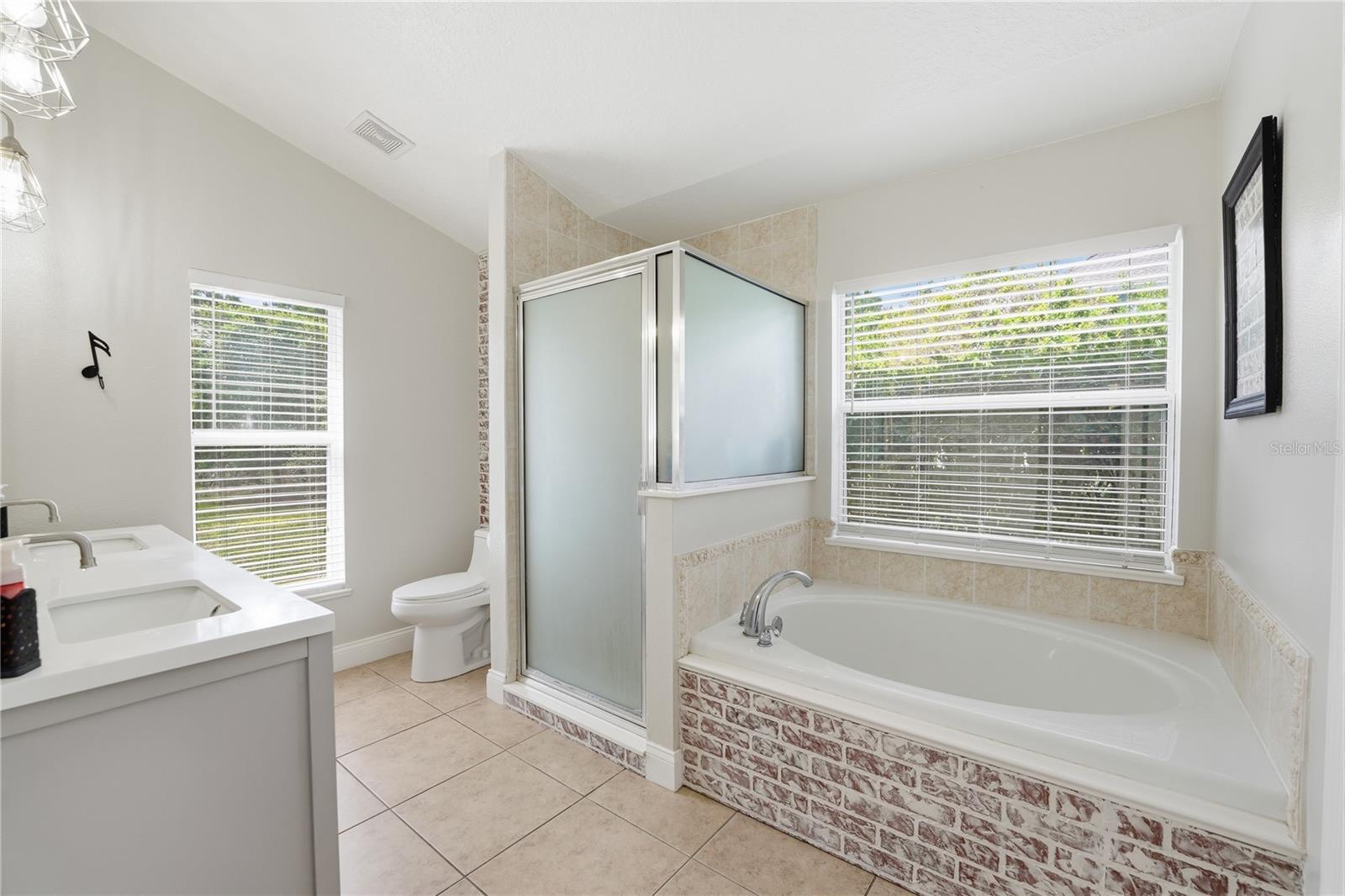 Image 22 of 60 For 1813 Lakewood Drive