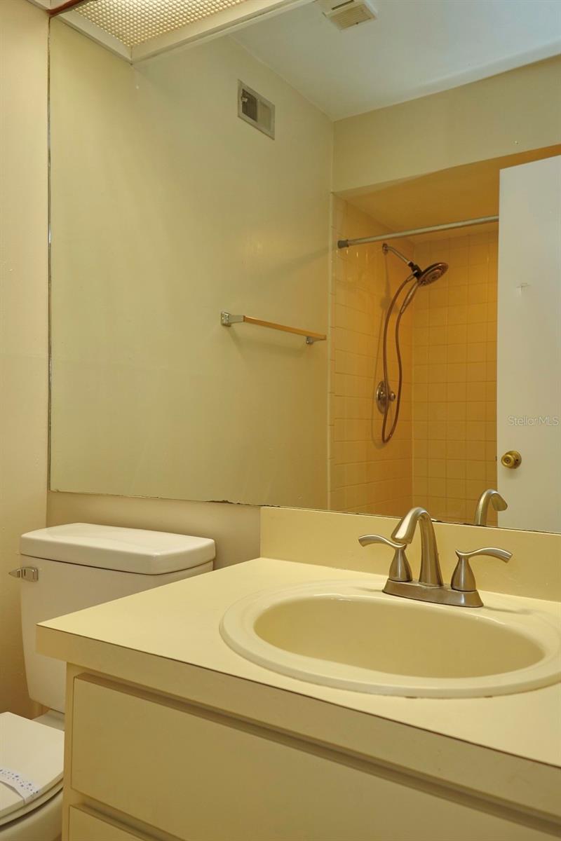 Image 21 of 26 For 4306 Middlebrook Road 4306