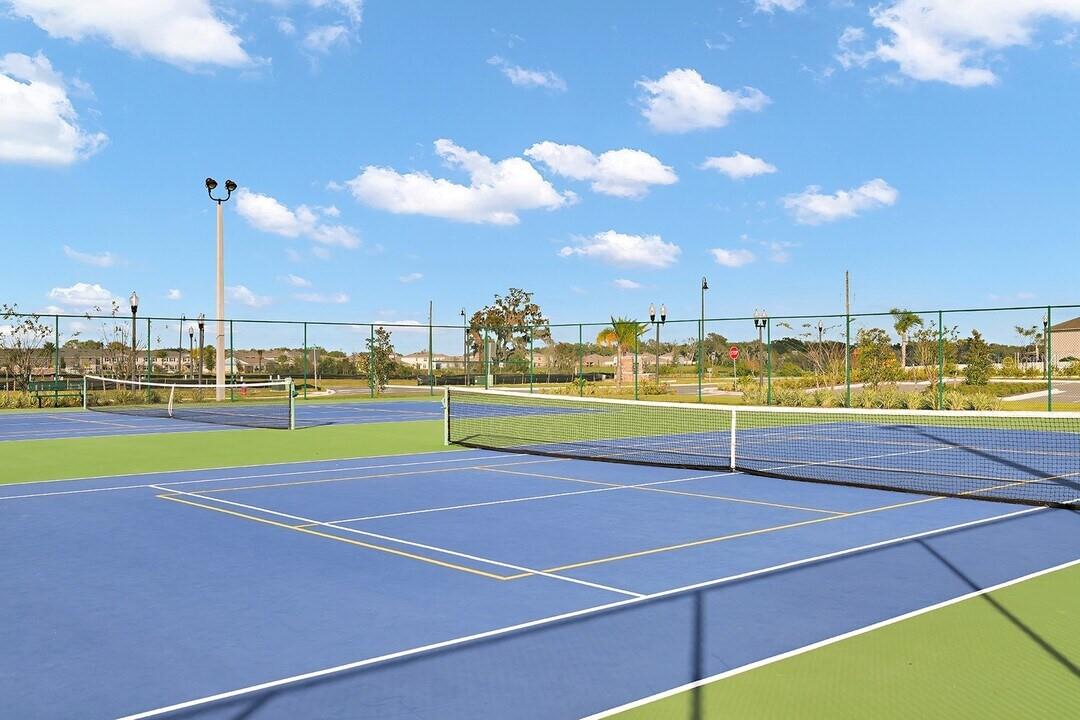 Image 20 of 25 For 2607 Harrier Court Sunrise