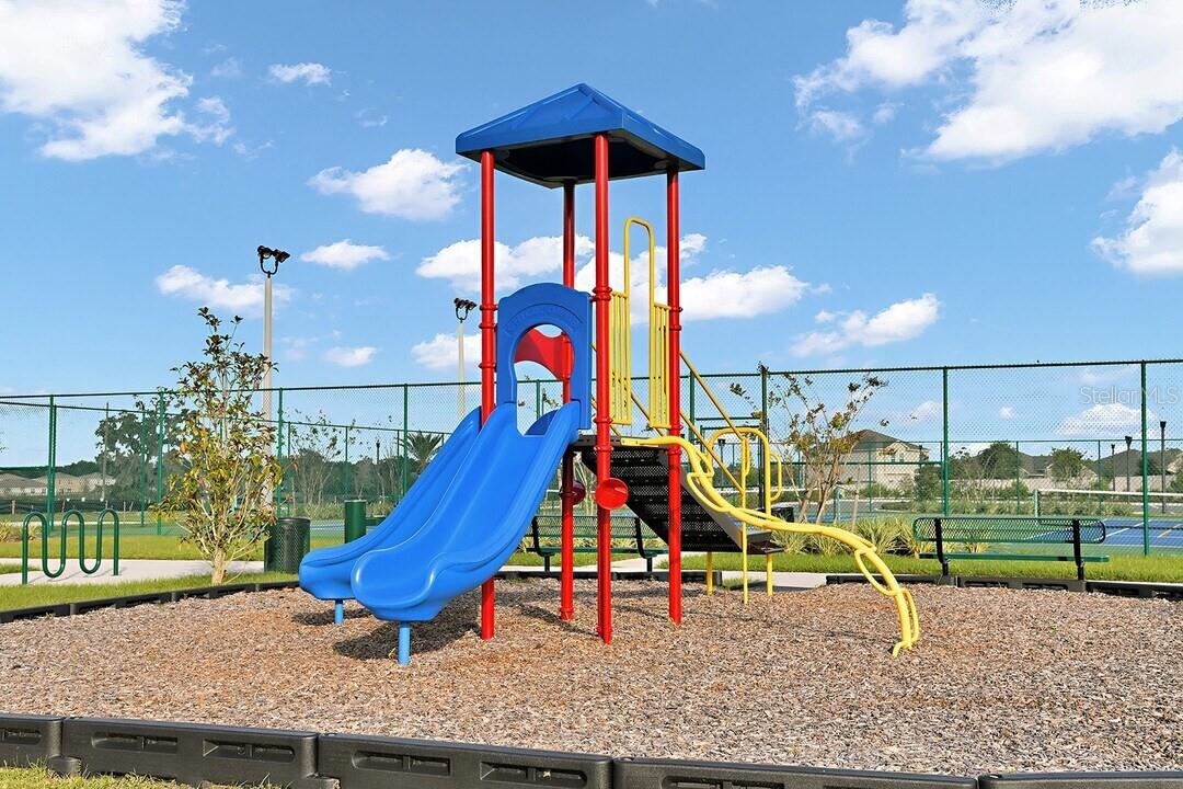 Image 21 of 25 For 2607 Harrier Court Sunrise