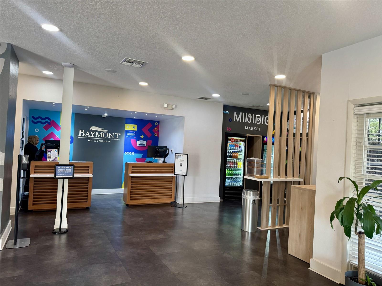 Image 13 of 19 For 2930 Polynesian Isle Boulevard 105