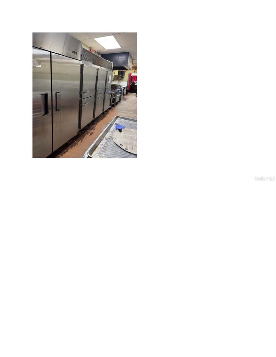 Listing photo id 4 for 302 Tulip Boulevard