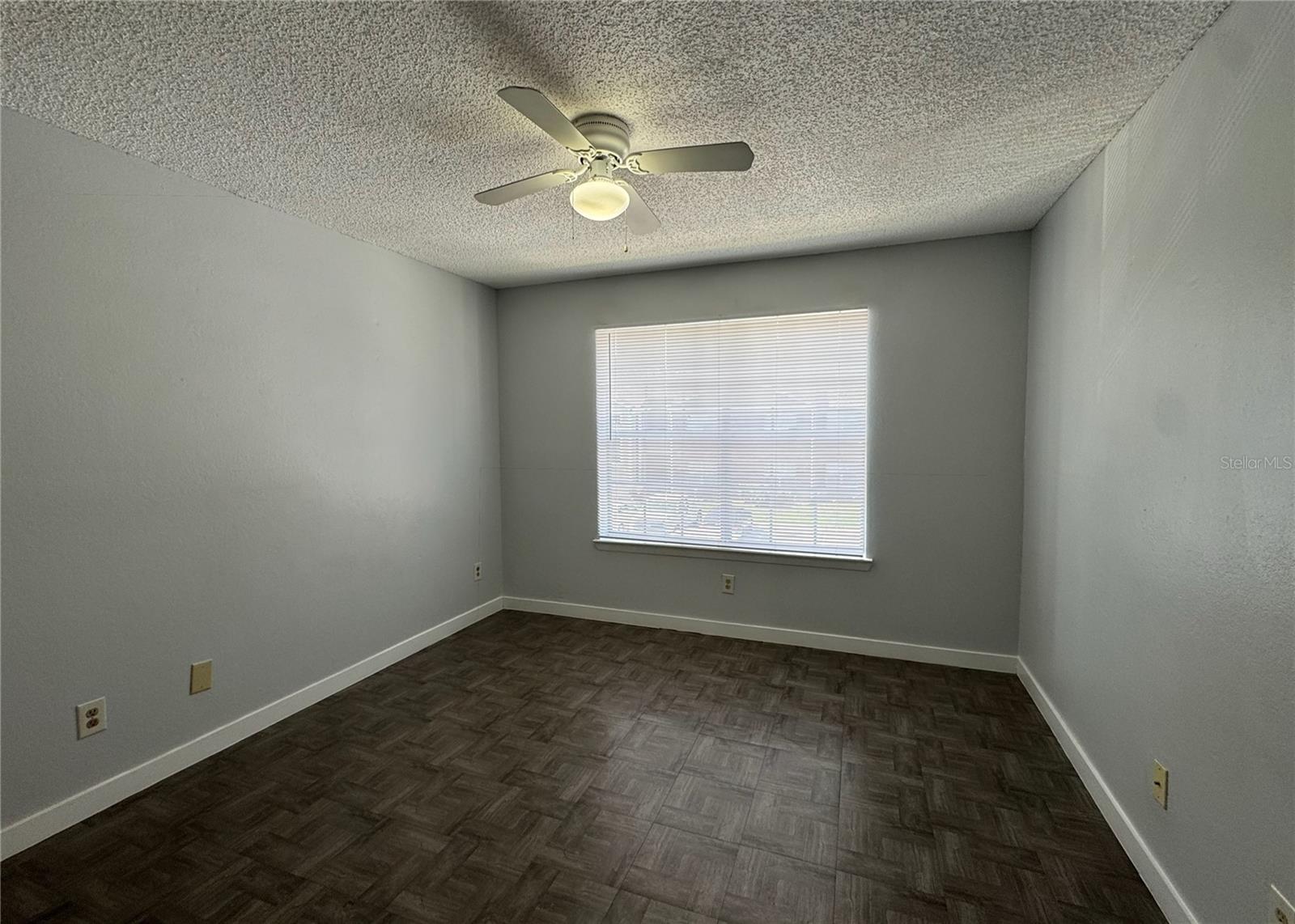 Image 6 of 23 For 5540 Devonbriar Way 203