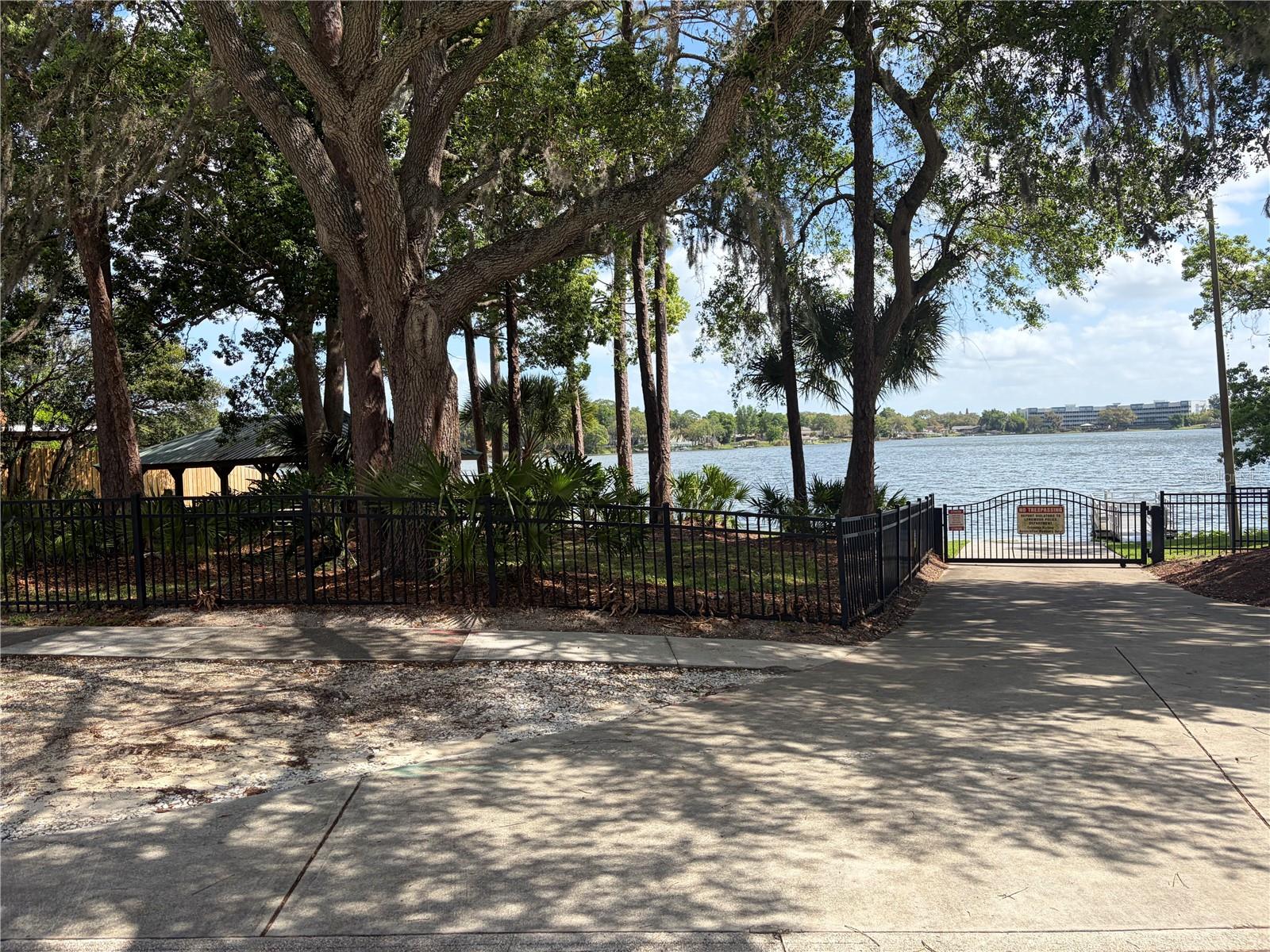 Image 13 of 74 For 521 Granada Way