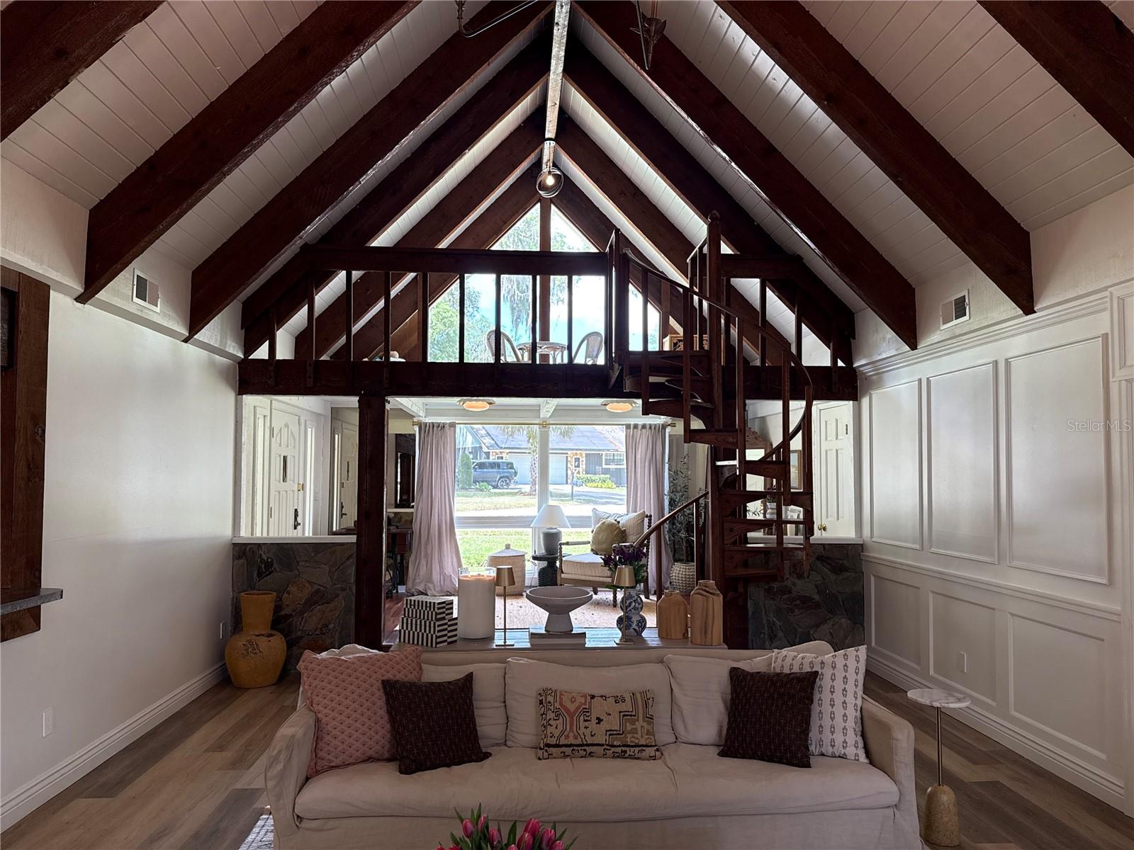 Image 15 of 74 For 521 Granada Way