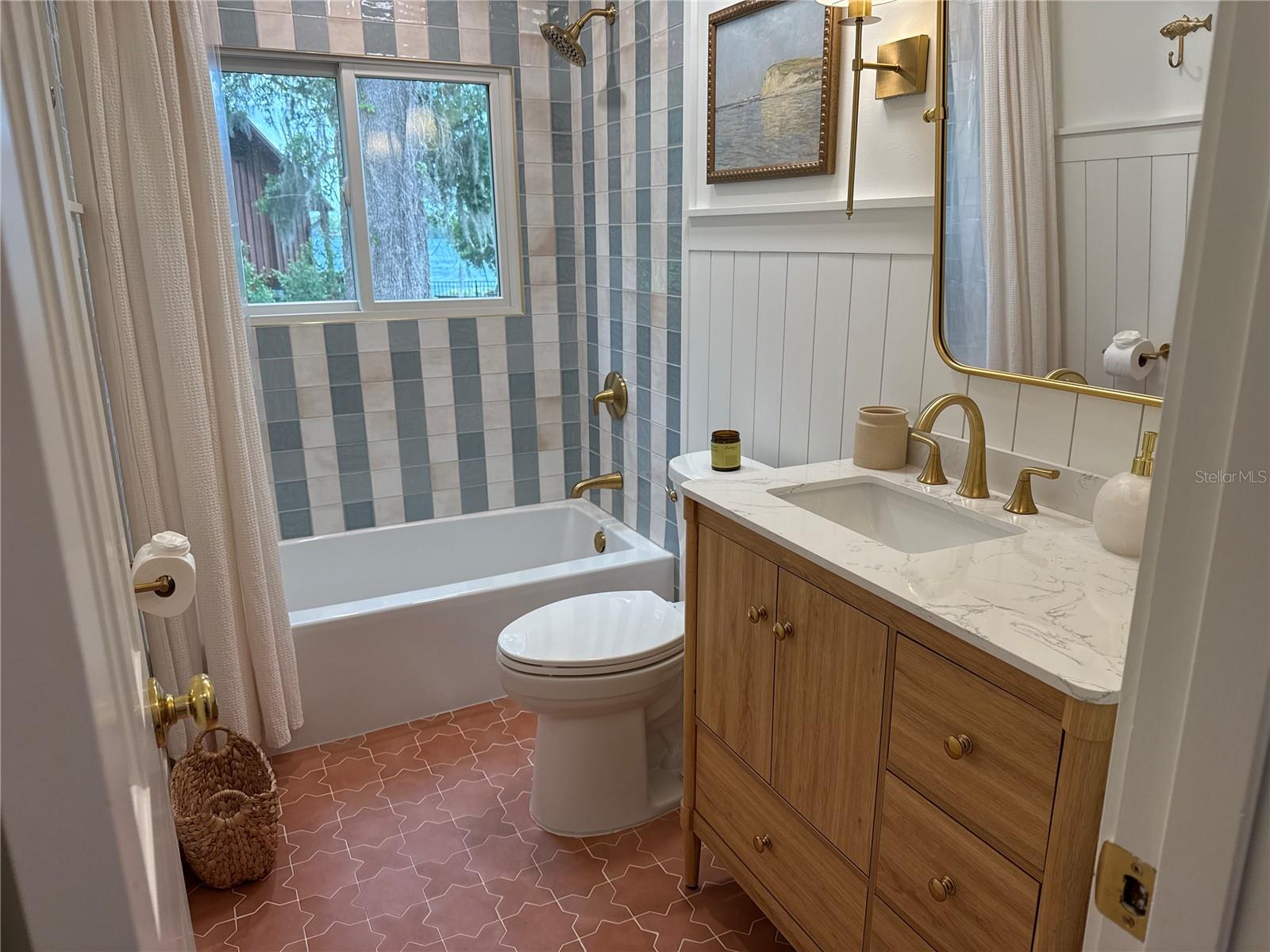 Image 41 of 74 For 521 Granada Way