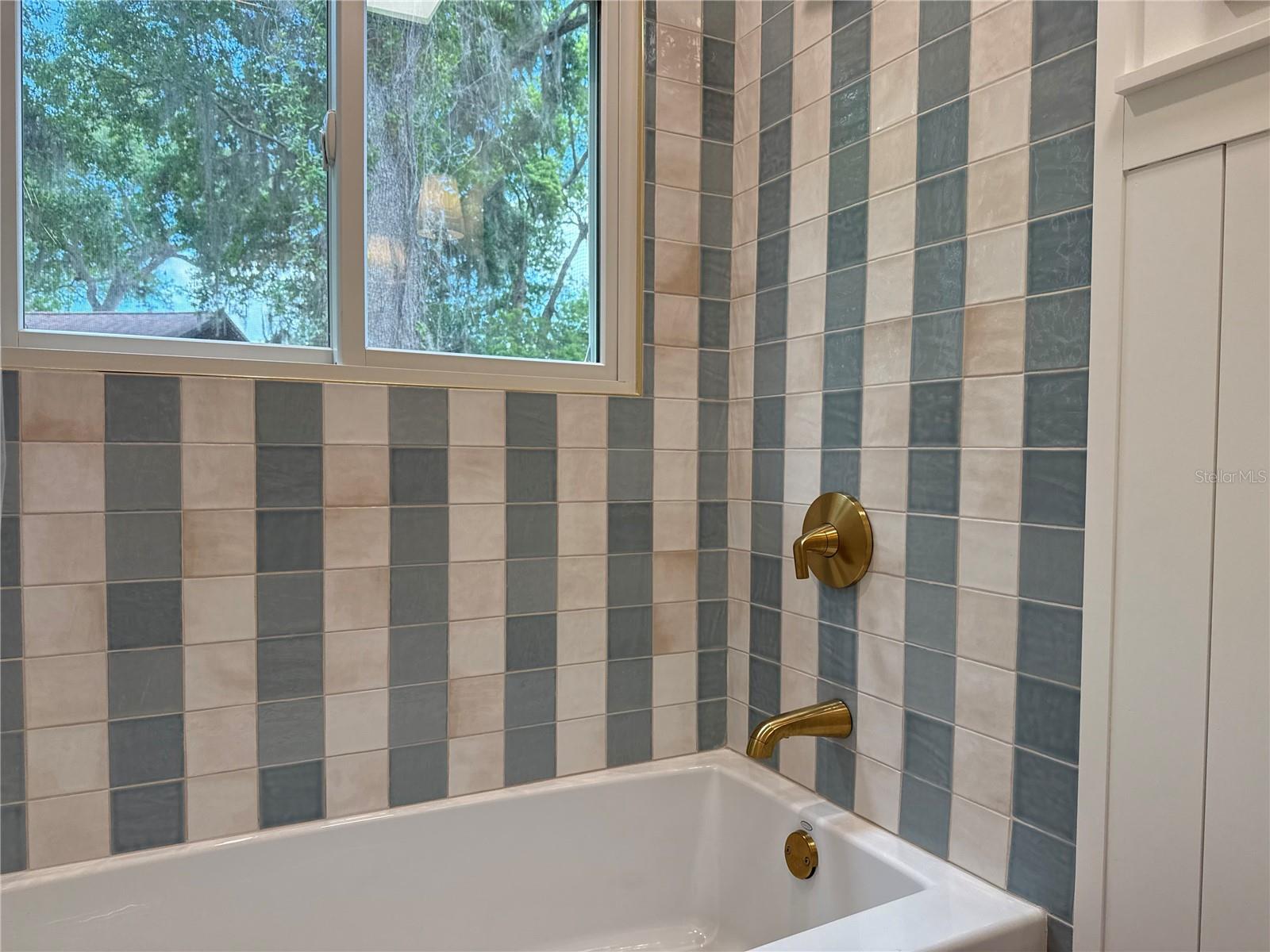 Image 45 of 74 For 521 Granada Way