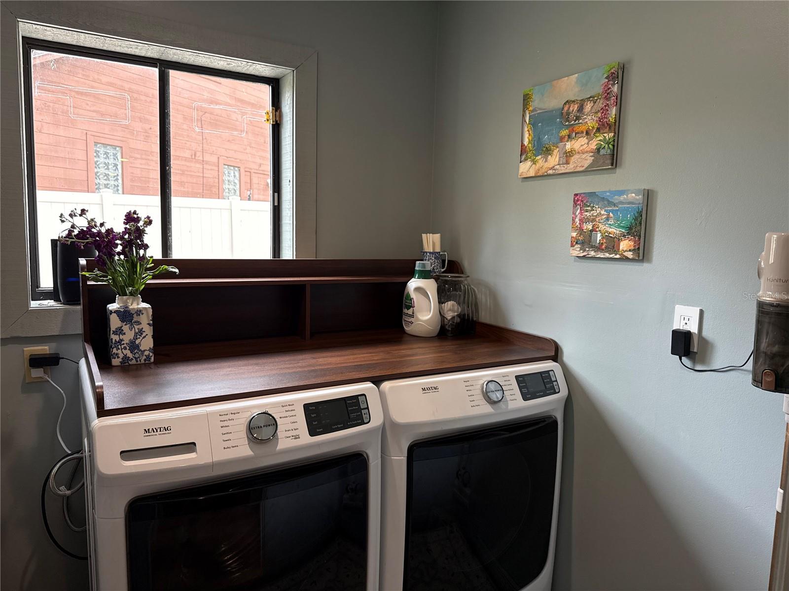 Image 55 of 74 For 521 Granada Way