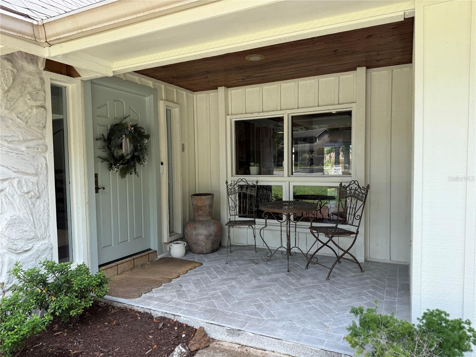 Image 7 of 74 For 521 Granada Way