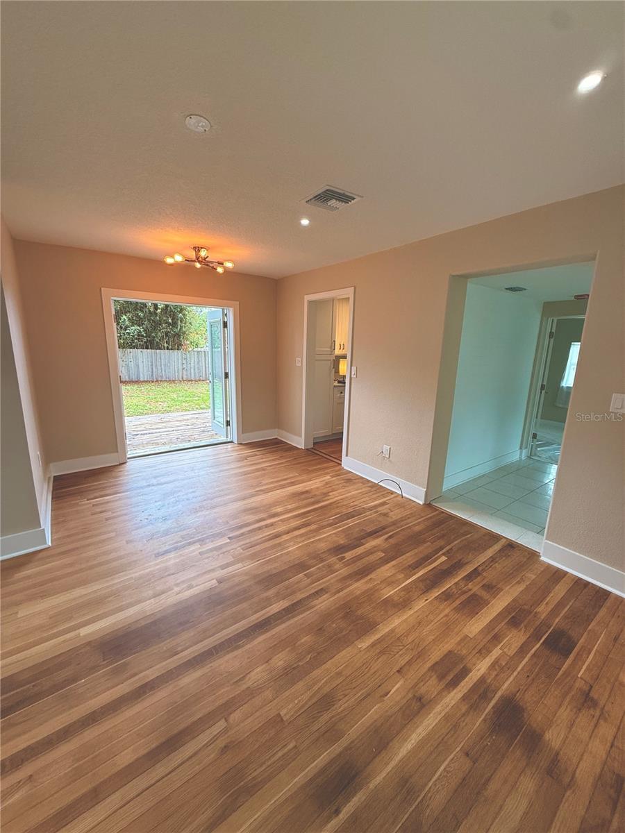 Image 10 of 21 For 238 Main Street