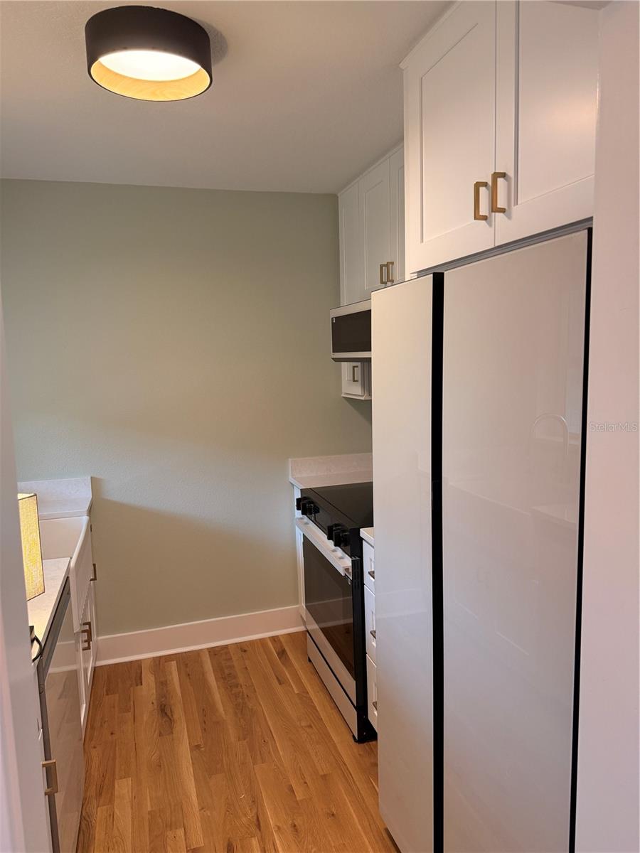 Image 4 of 21 For 238 Main Street