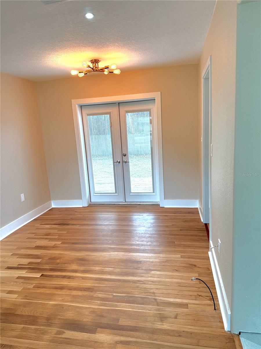 Image 7 of 21 For 238 Main Street