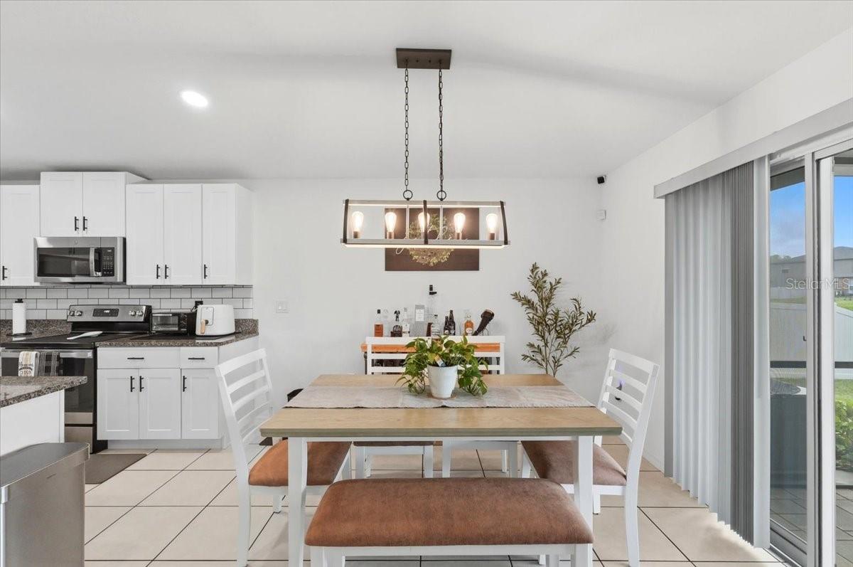 Image 18 of 51 For 1923 Red Loop