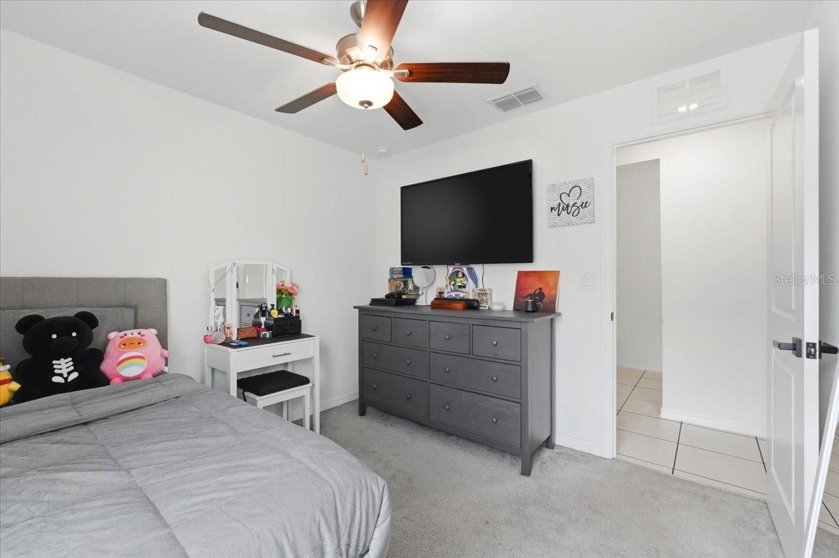 Image 33 of 51 For 1923 Red Loop