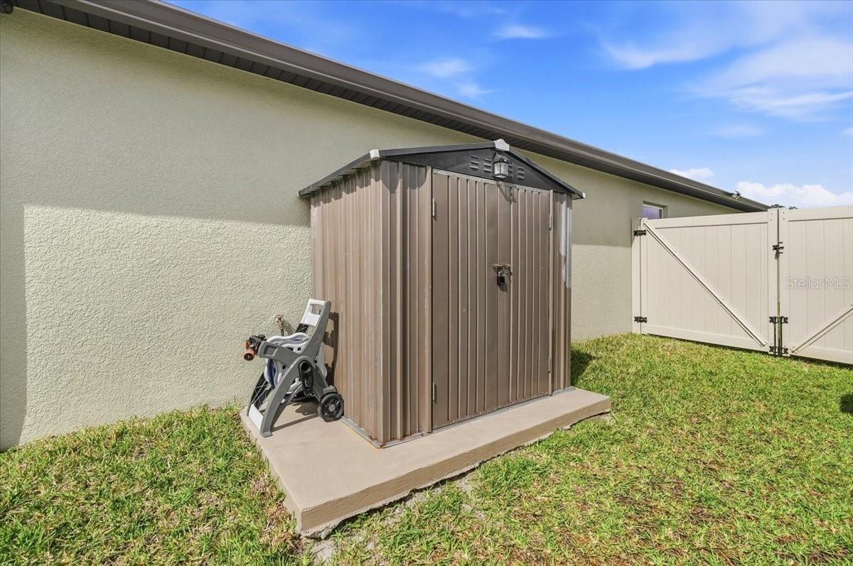 Image 41 of 51 For 1923 Red Loop