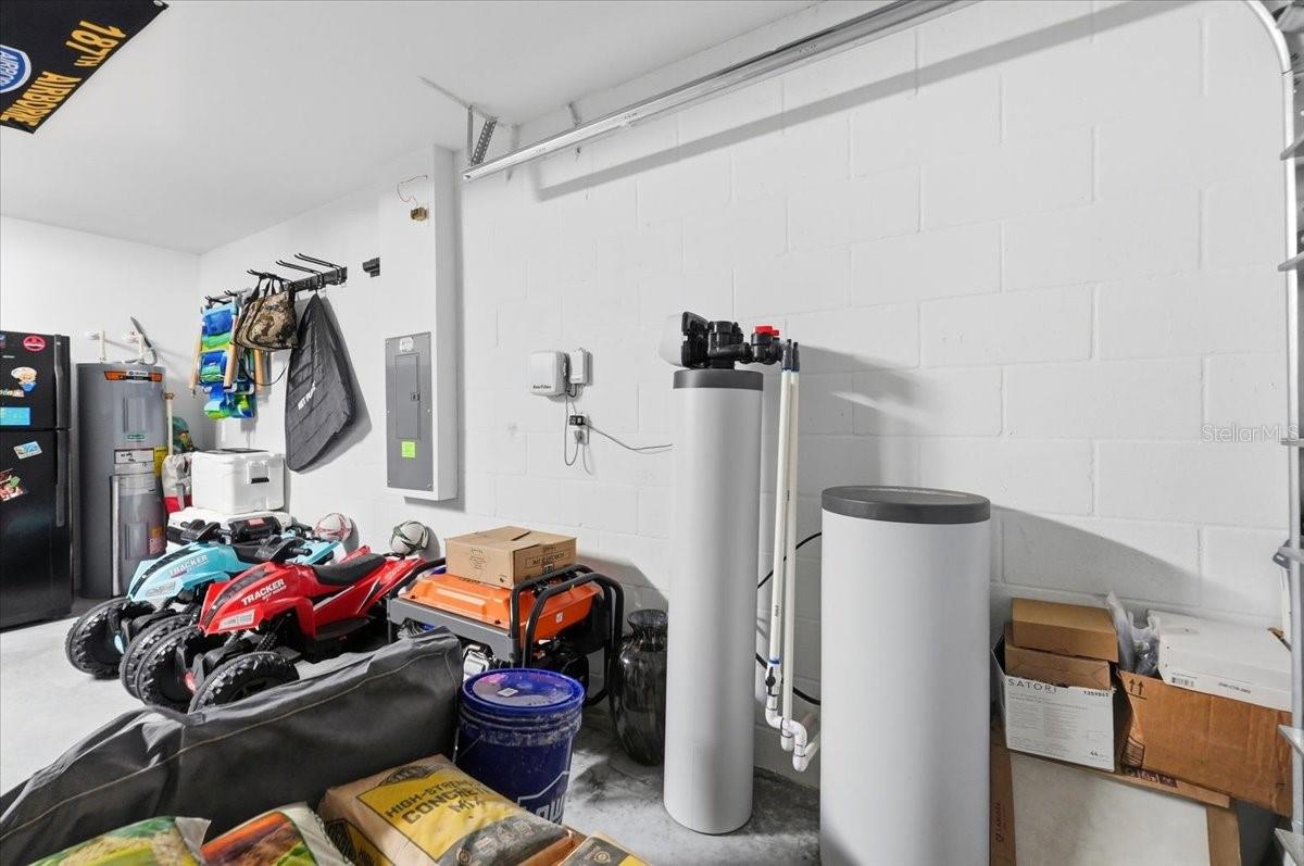 Image 43 of 51 For 1923 Red Loop