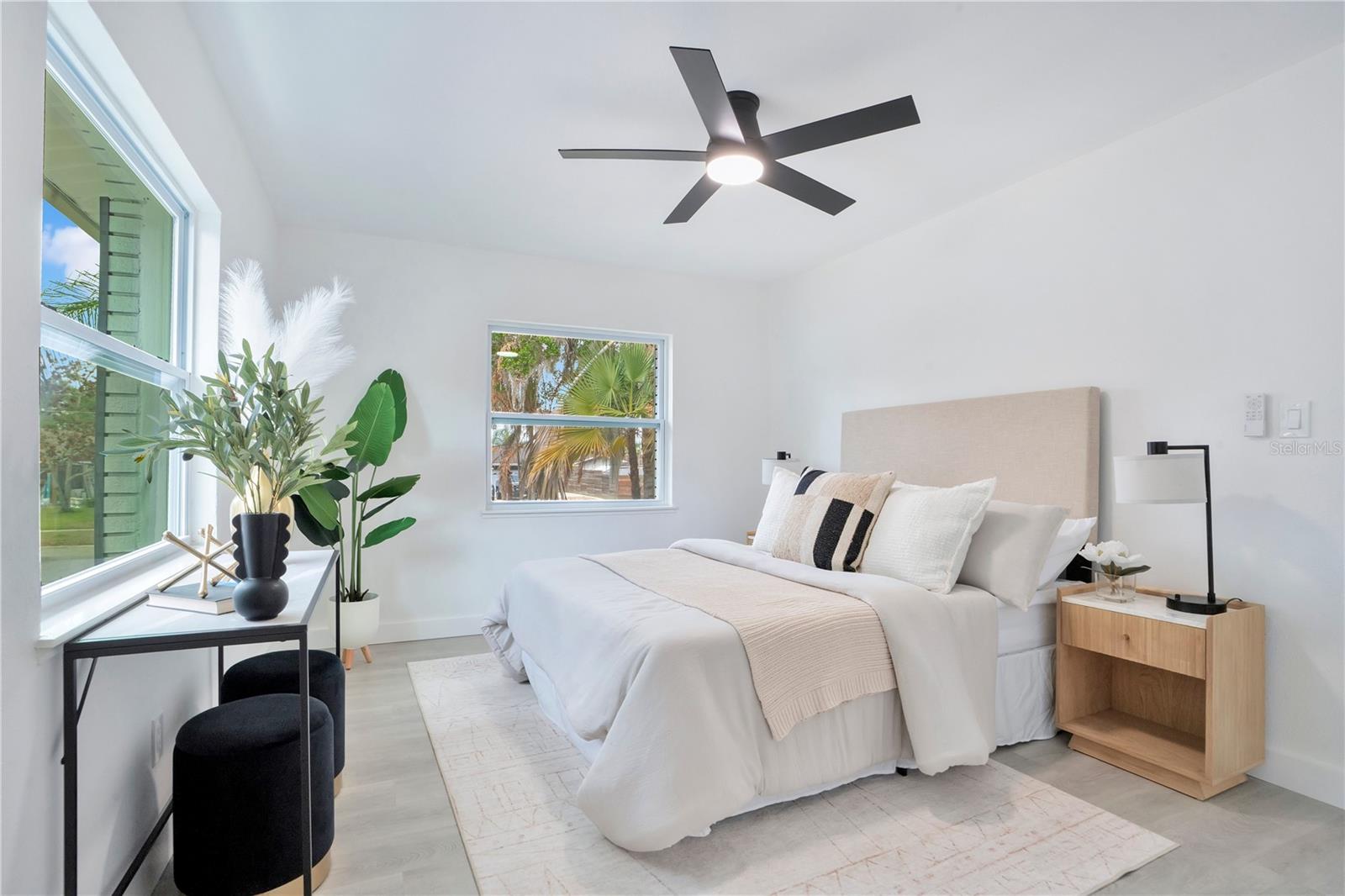 Image 27 of 43 For 3925 De Kalb Drive