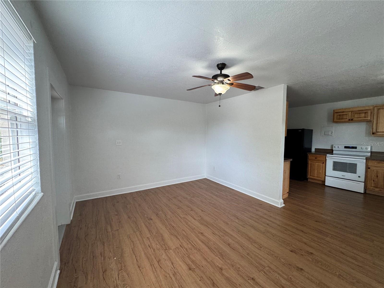 Image 5 of 26 For 5315 Davisson Avenue