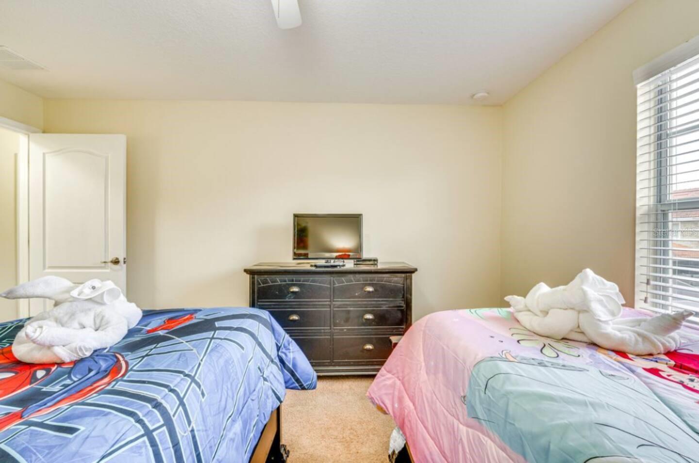 Image 13 of 25 For 8963 California Palm Road