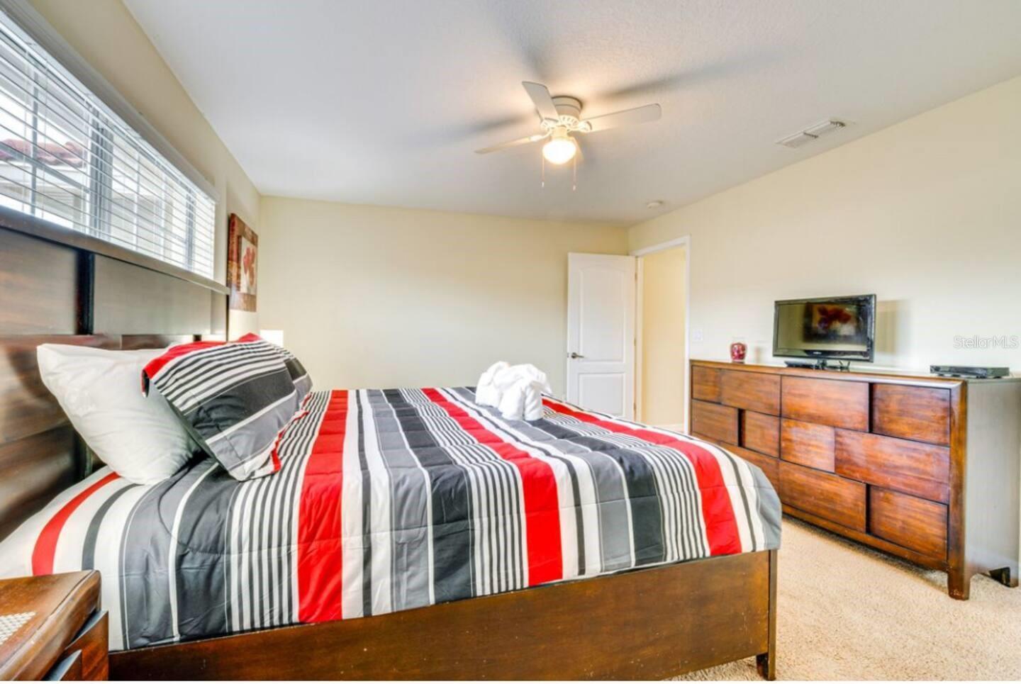 Image 16 of 25 For 8963 California Palm Road