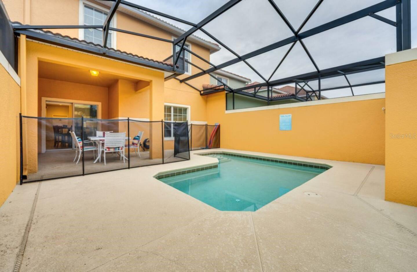 Image 19 of 25 For 8963 California Palm Road