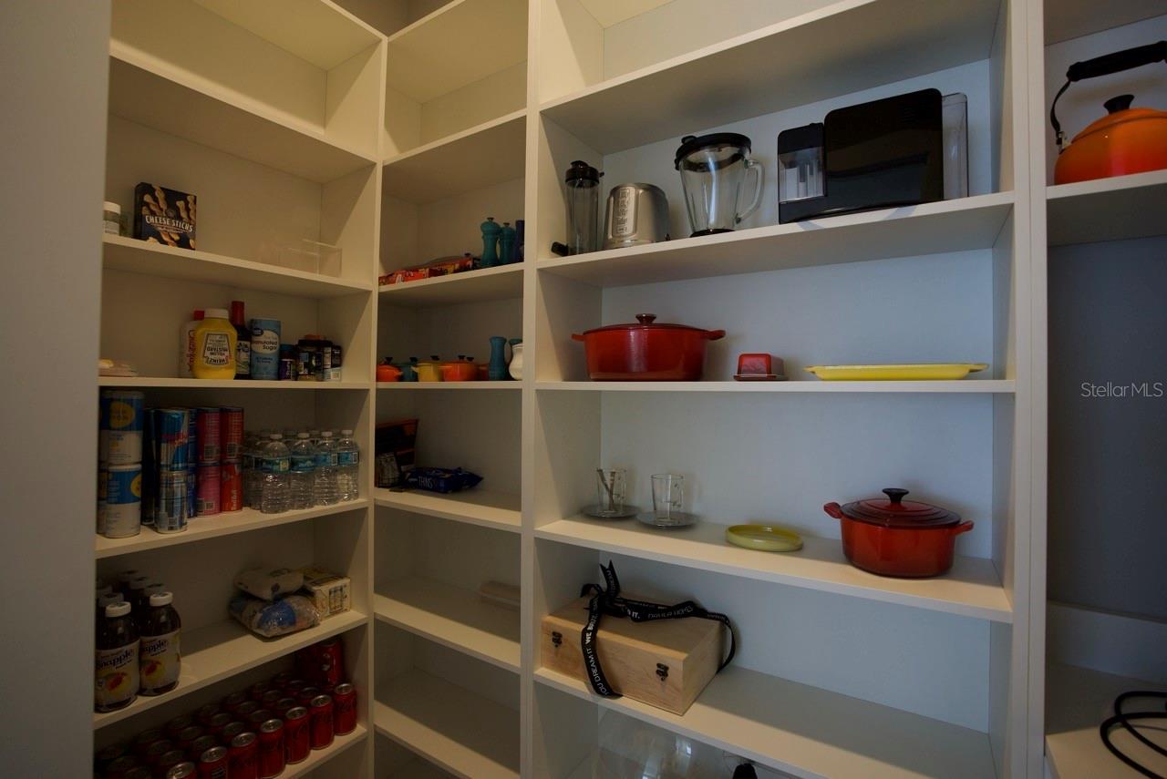 Image 11 of 38 For 16046 Vetta Drive