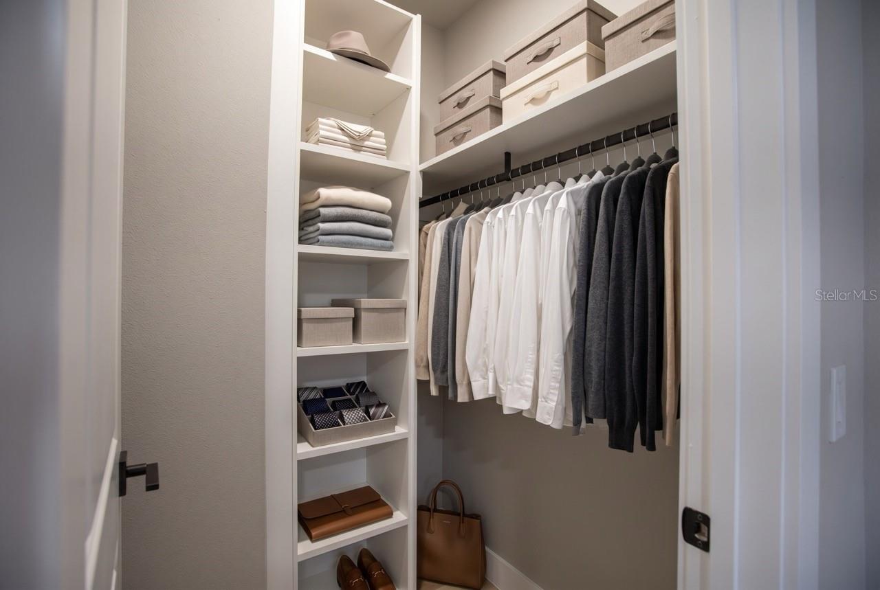 Image 30 of 38 For 16046 Vetta Drive