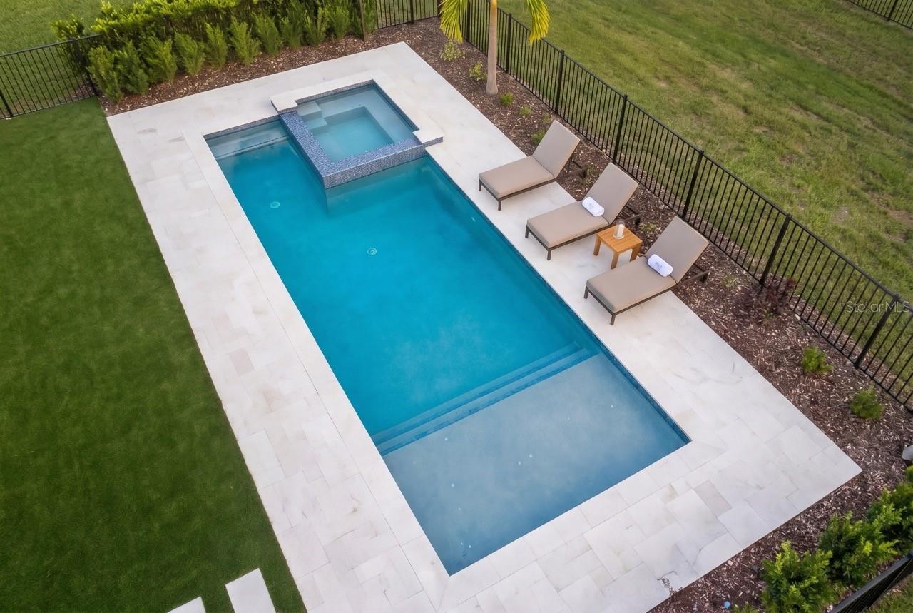 Image 37 of 38 For 16046 Vetta Drive