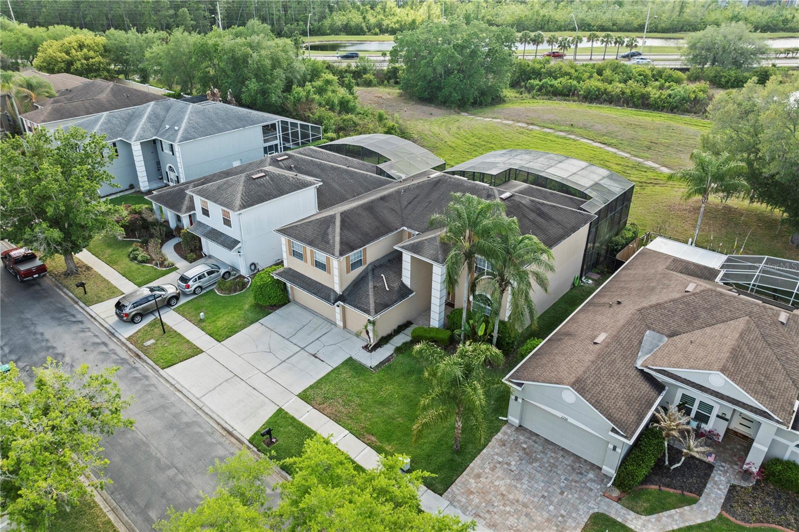 Listing photo id 31 for 2264 Stone Cross Circle