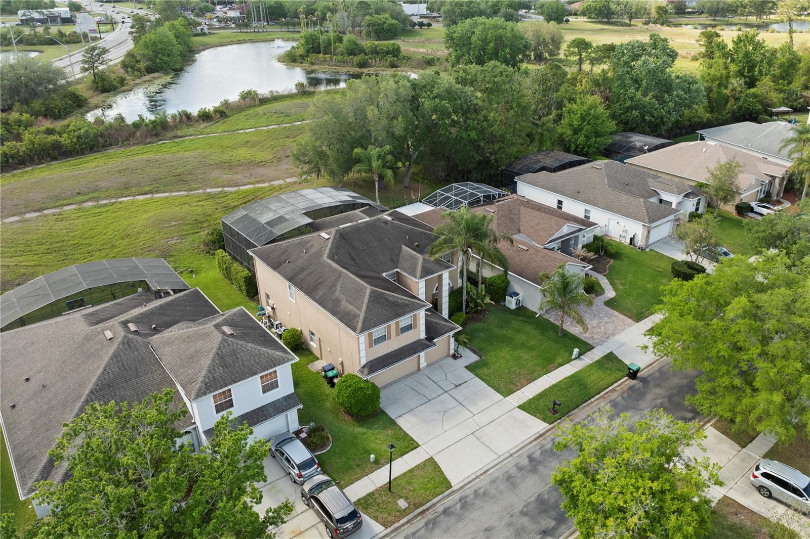 Listing photo id 33 for 2264 Stone Cross Circle