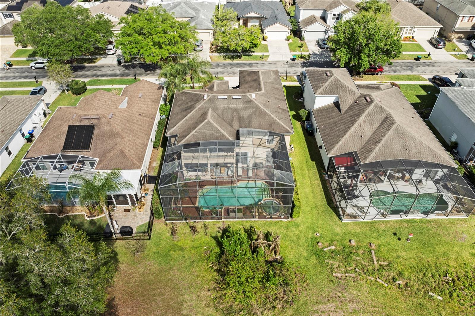 Listing photo id 34 for 2264 Stone Cross Circle