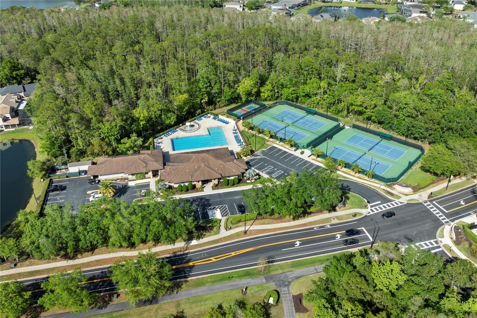 Listing photo id 37 for 2264 Stone Cross Circle