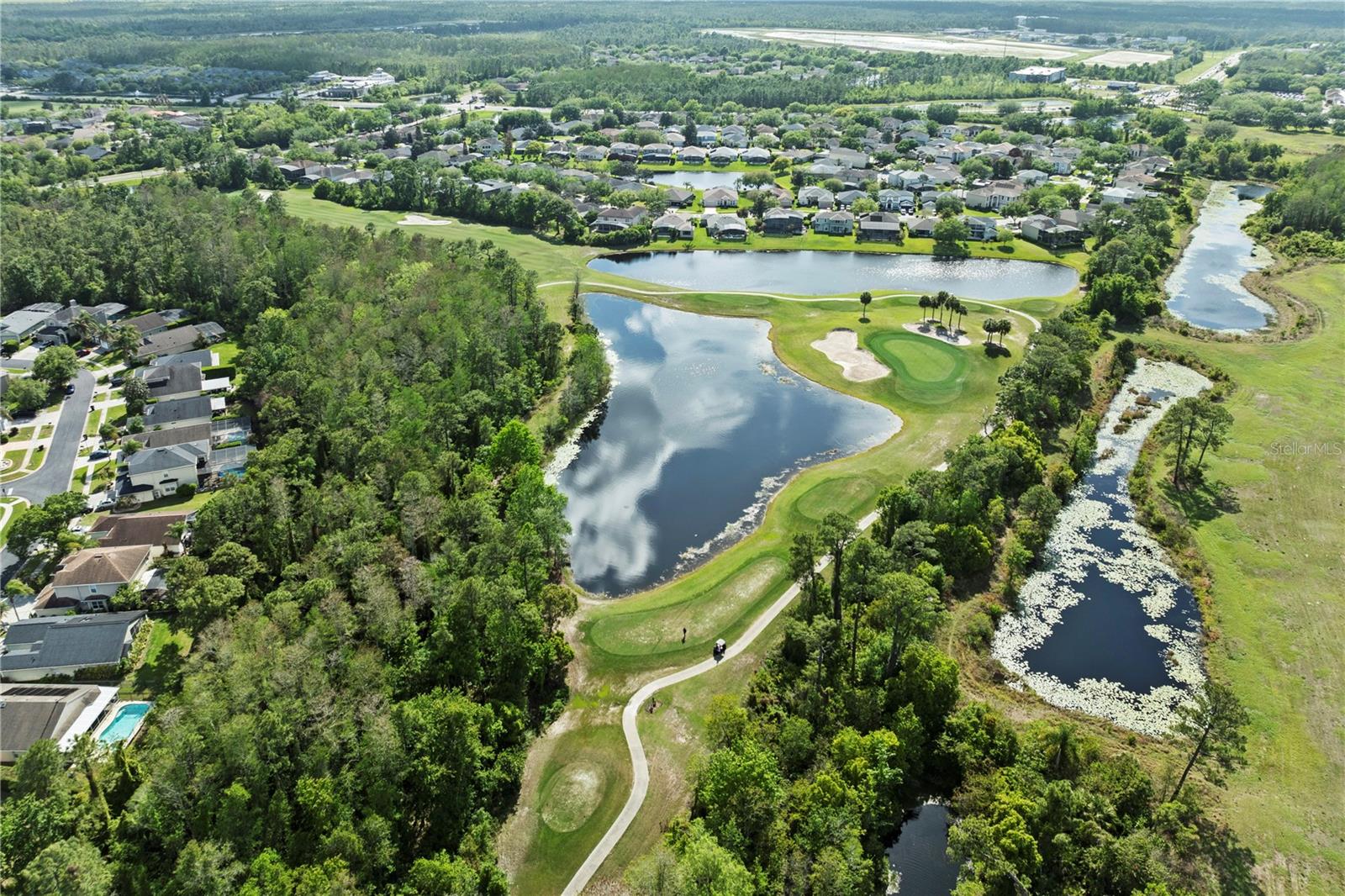 Listing photo id 42 for 2264 Stone Cross Circle