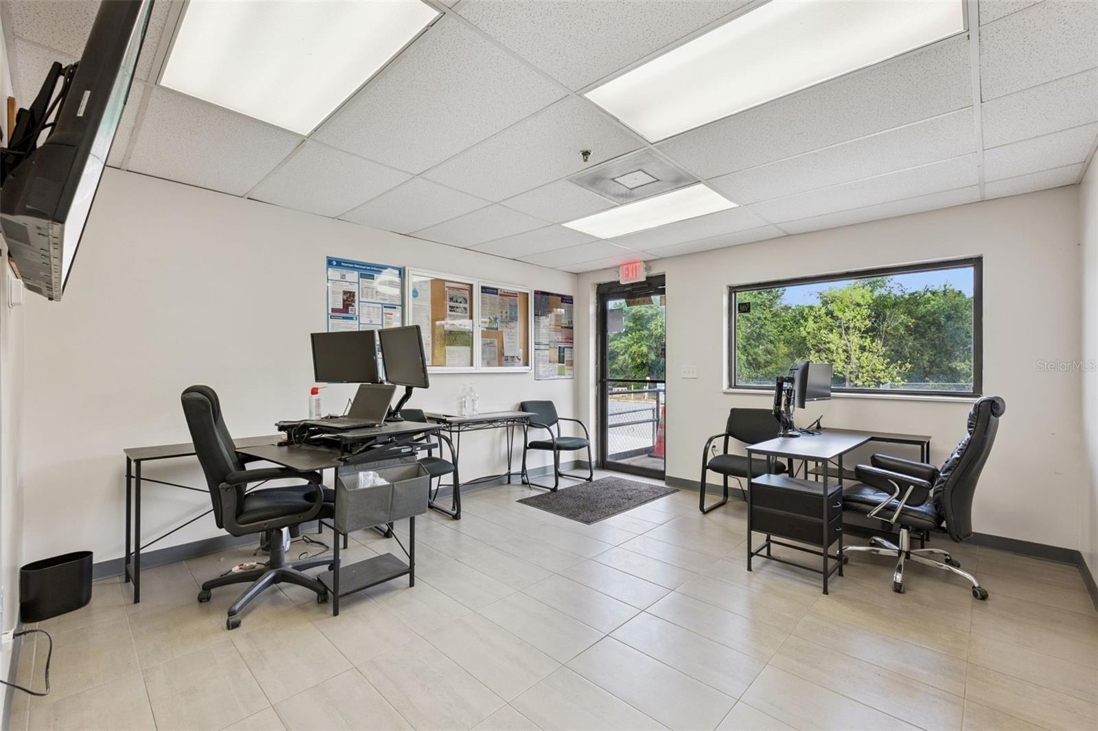 Image 10 of 25 For 10235 General Drive 8