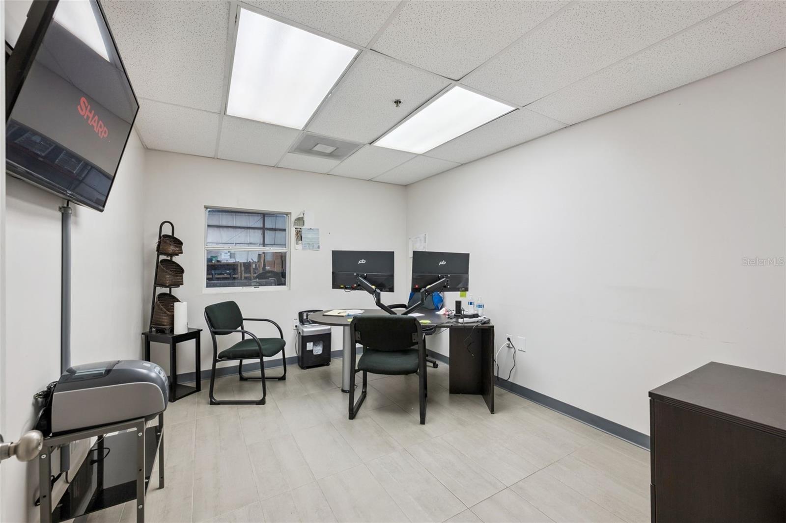 Image 11 of 25 For 10235 General Drive 8