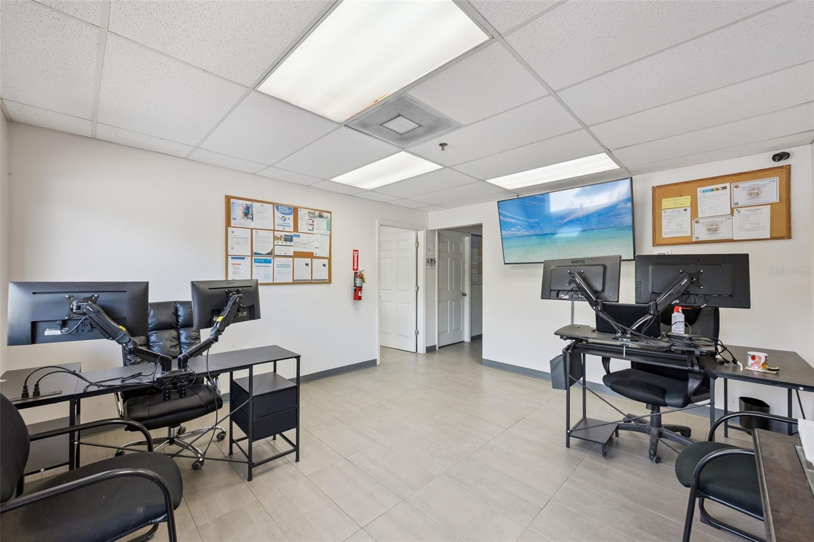 Image 12 of 25 For 10235 General Drive 8