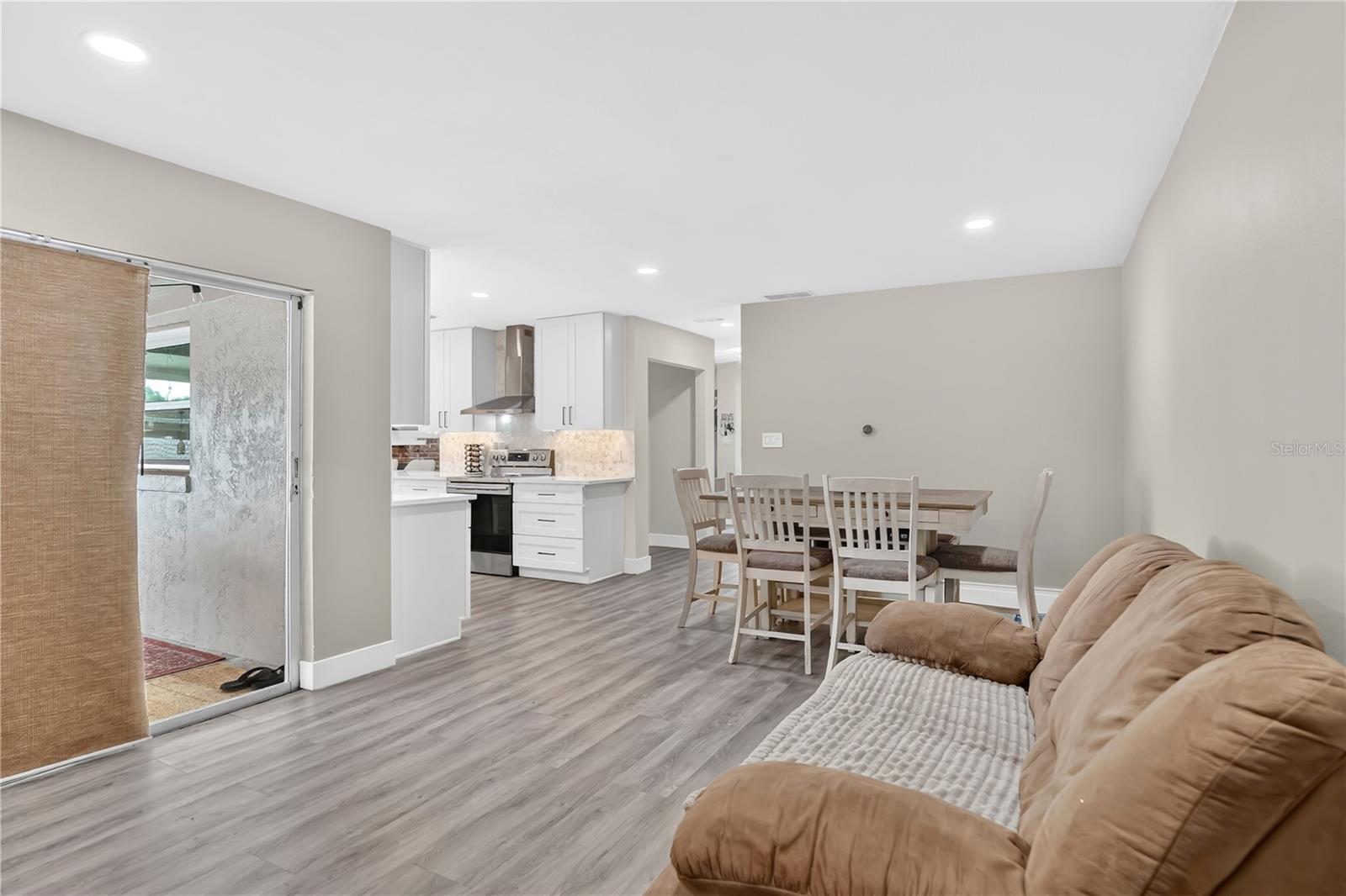 Image 14 of 44 For 4222 Old Dominion Road