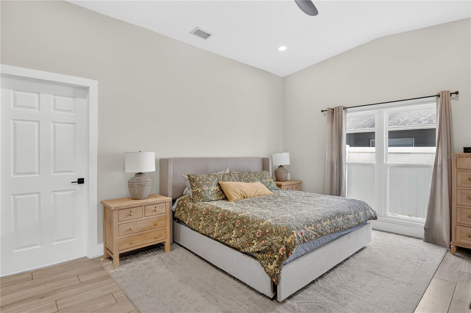 Image 17 of 44 For 4222 Old Dominion Road