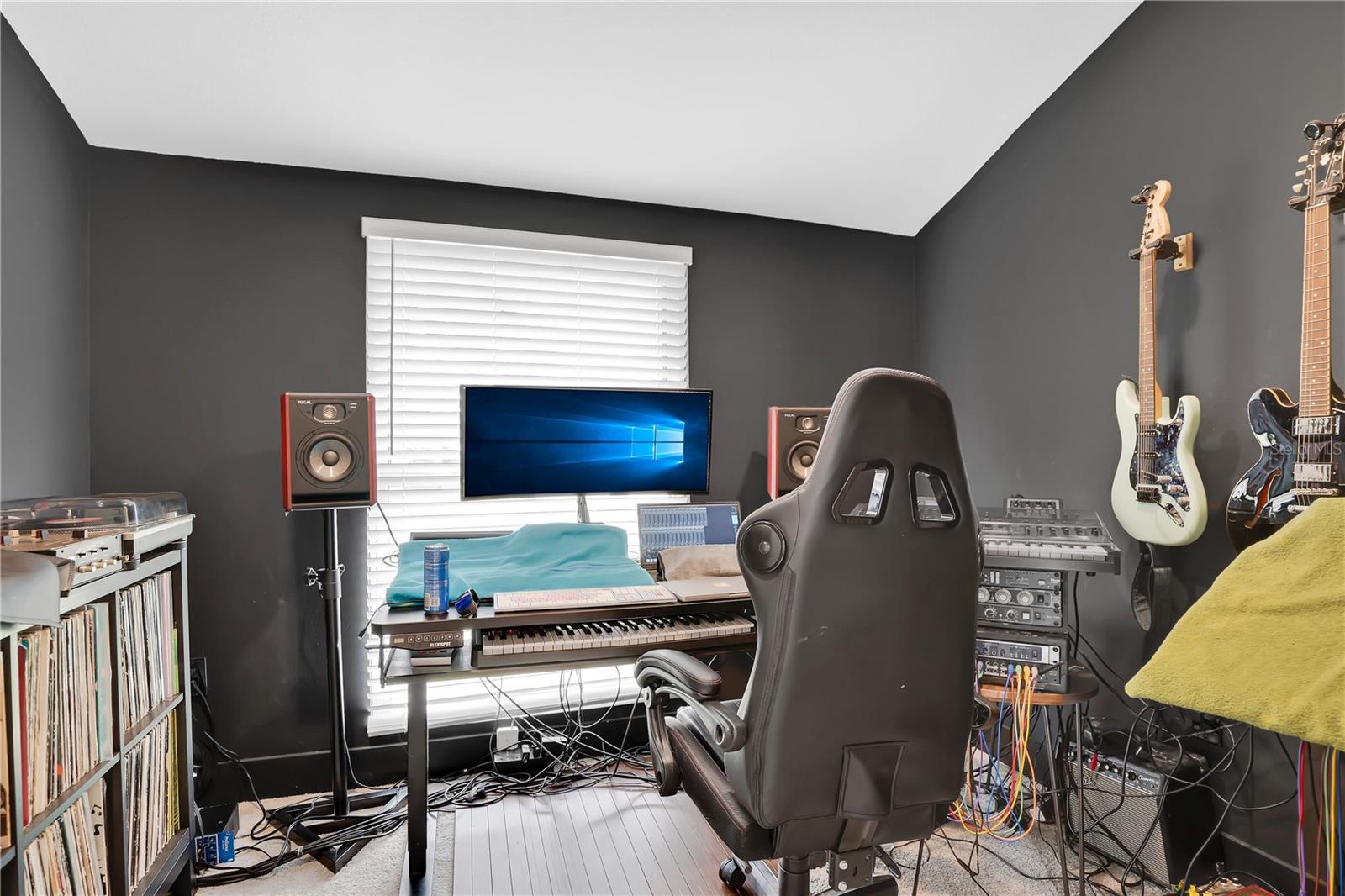 Image 27 of 44 For 4222 Old Dominion Road