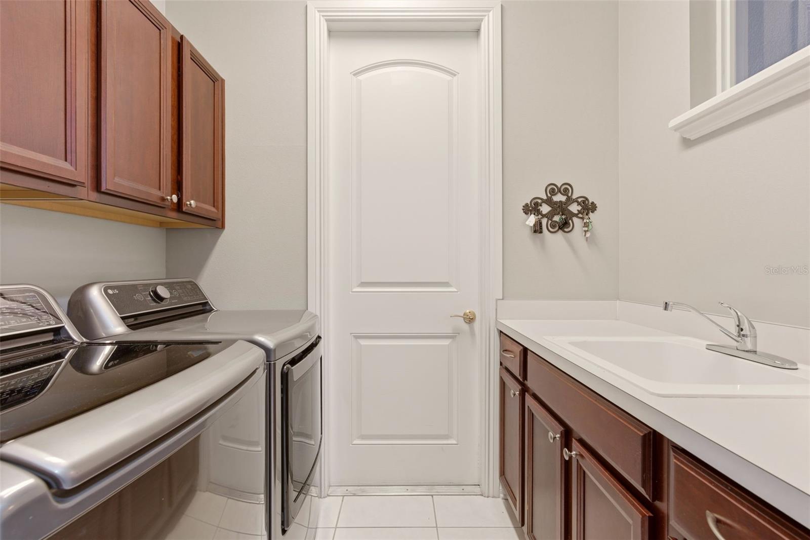 Image 43 of 69 For 2162 Northumbria Drive