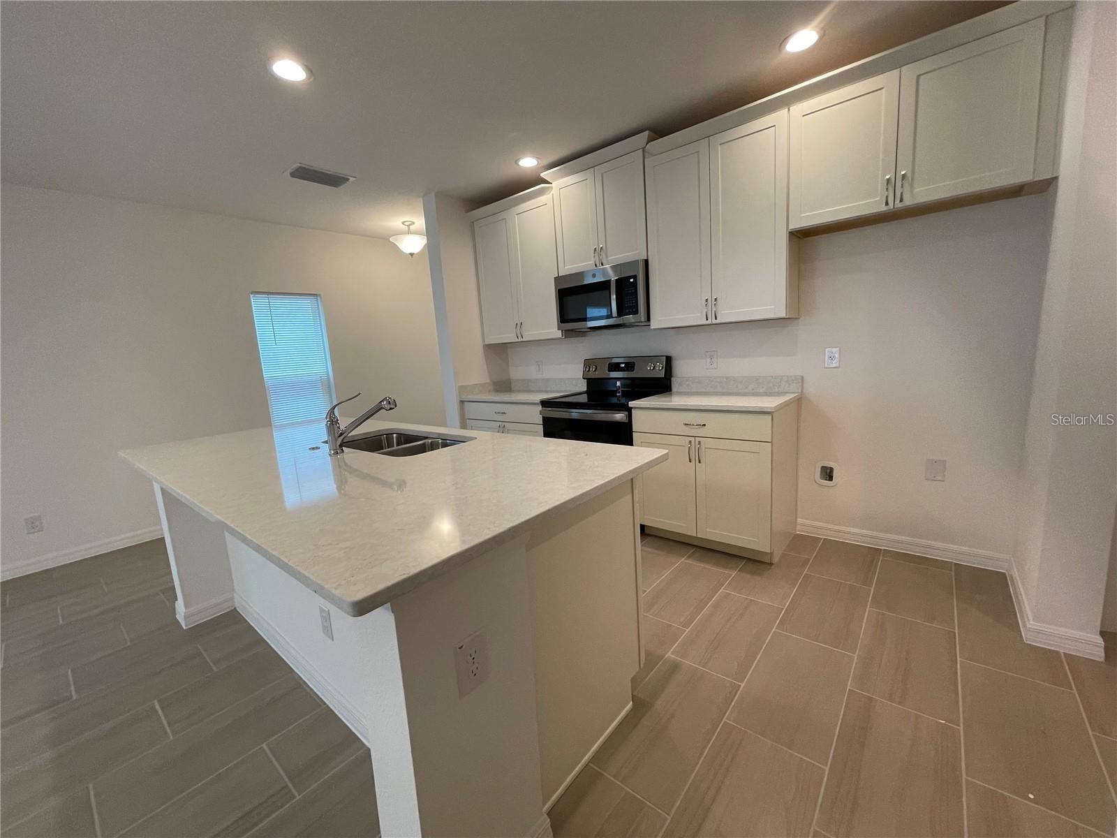 Image 5 of 38 For 1271 Wispy Cypress Drive