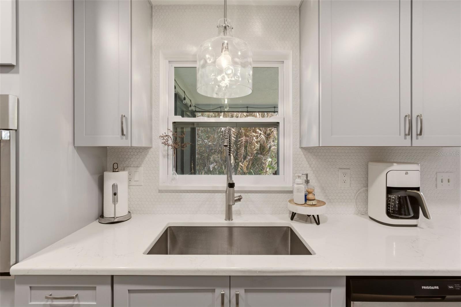 Image 14 of 45 For 517 Peninsula Avenue