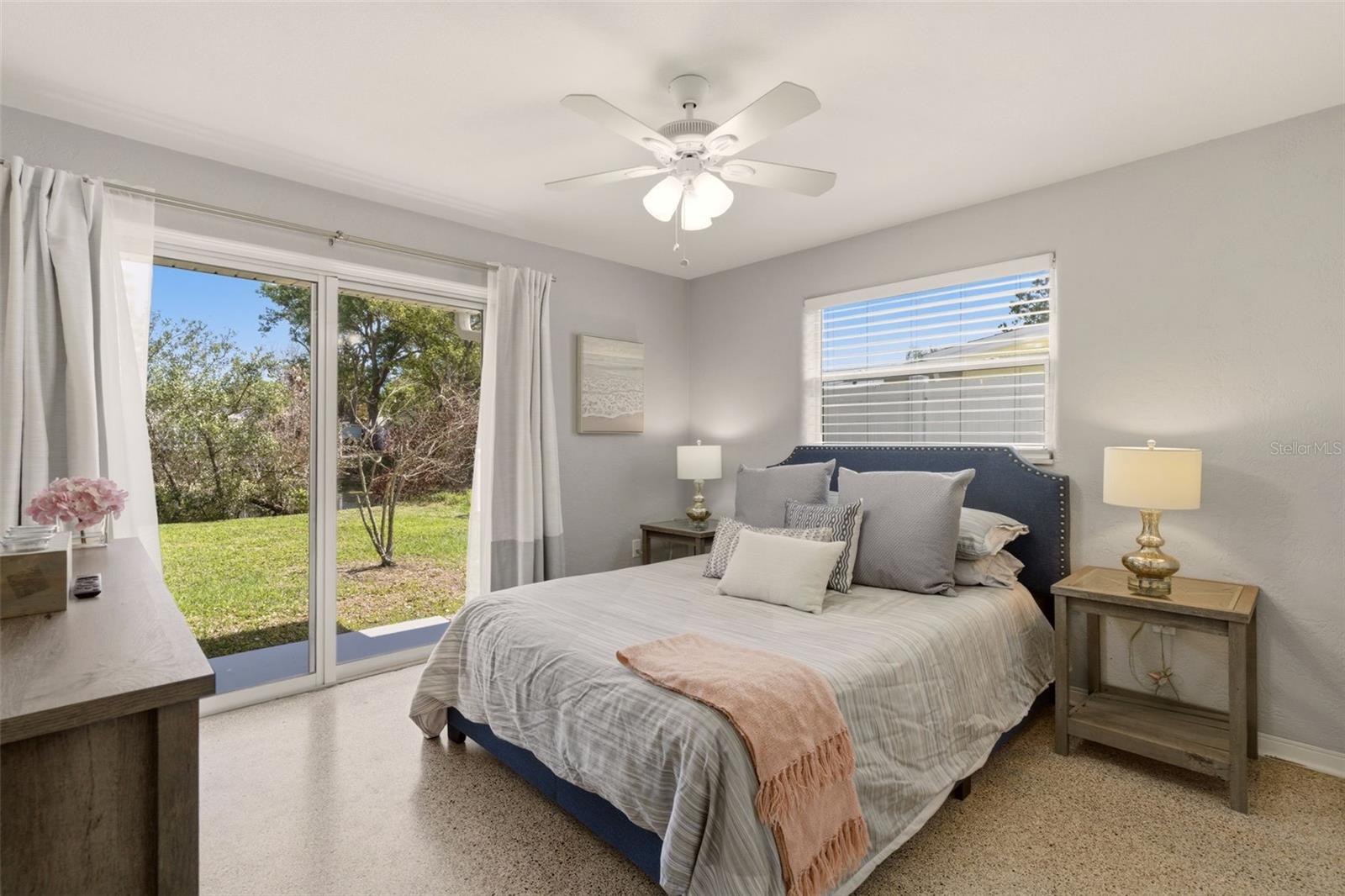 Image 20 of 45 For 517 Peninsula Avenue