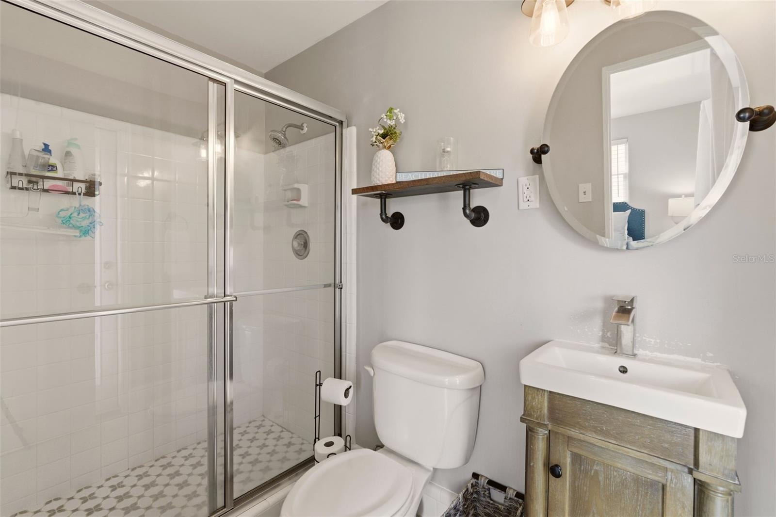 Image 22 of 45 For 517 Peninsula Avenue