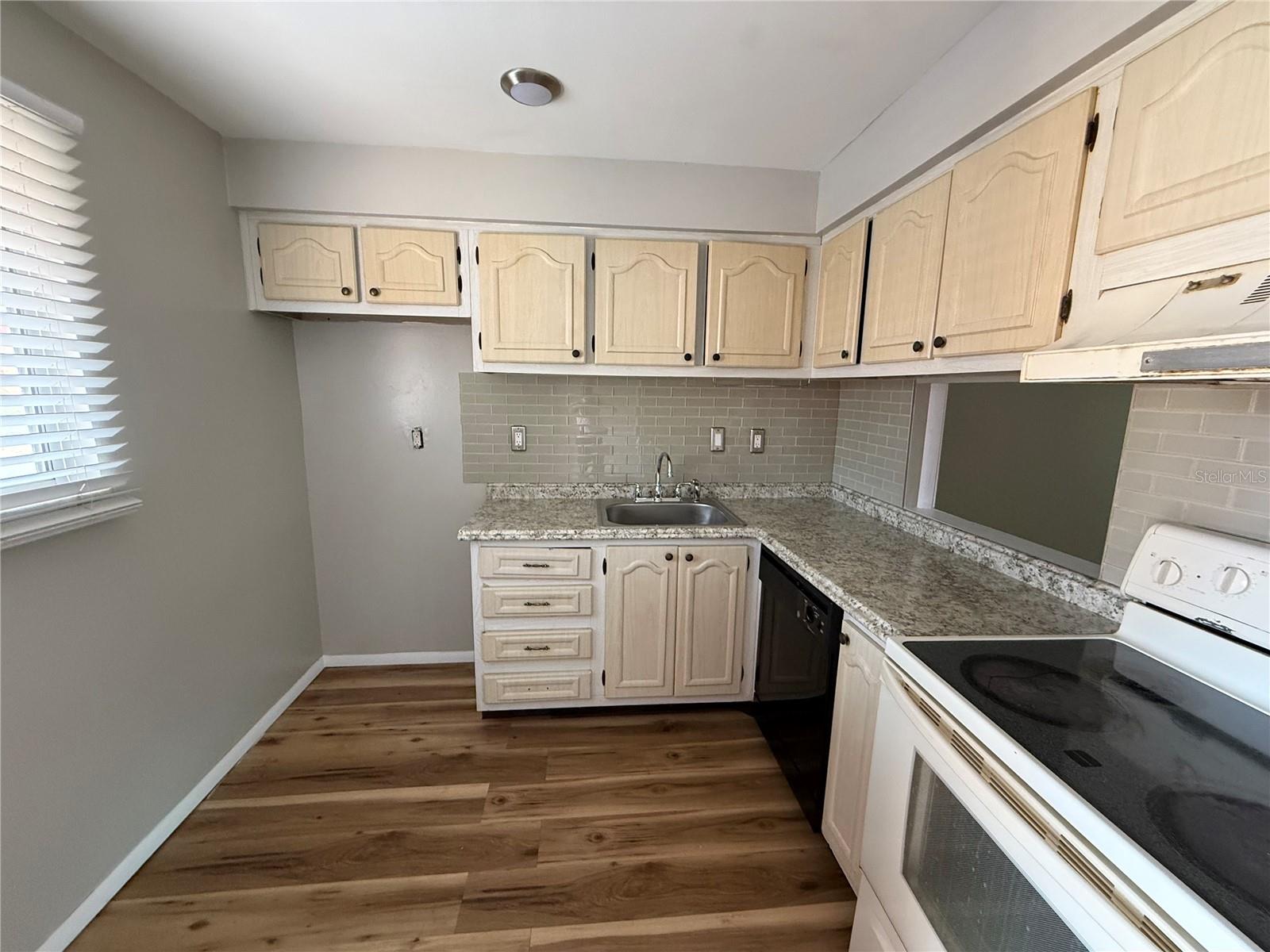 Image 11 of 22 For 2800 Powers Drive 9