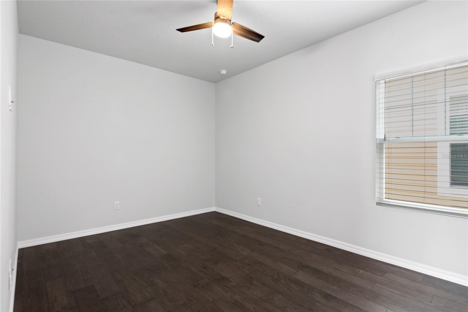 Image 23 of 30 For 537 Sunbranch Lane