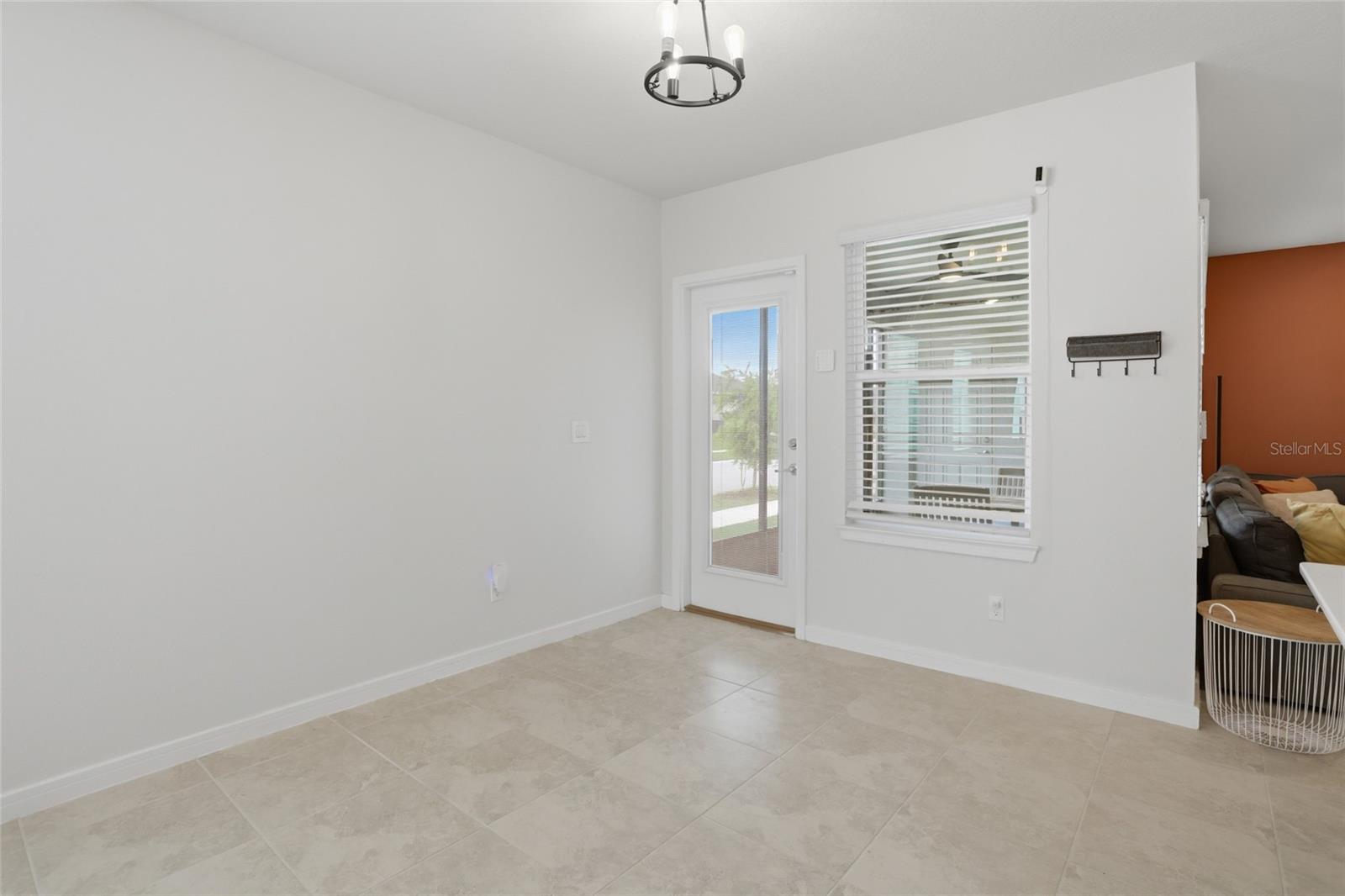 Image 12 of 47 For 1818 Groveline Road