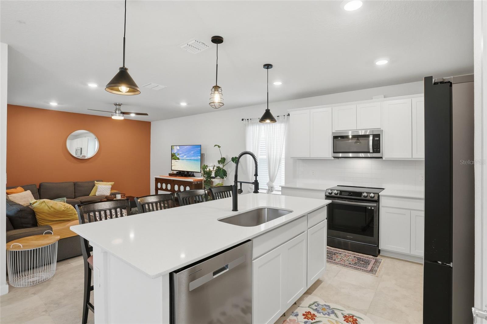 Image 17 of 47 For 1818 Groveline Road