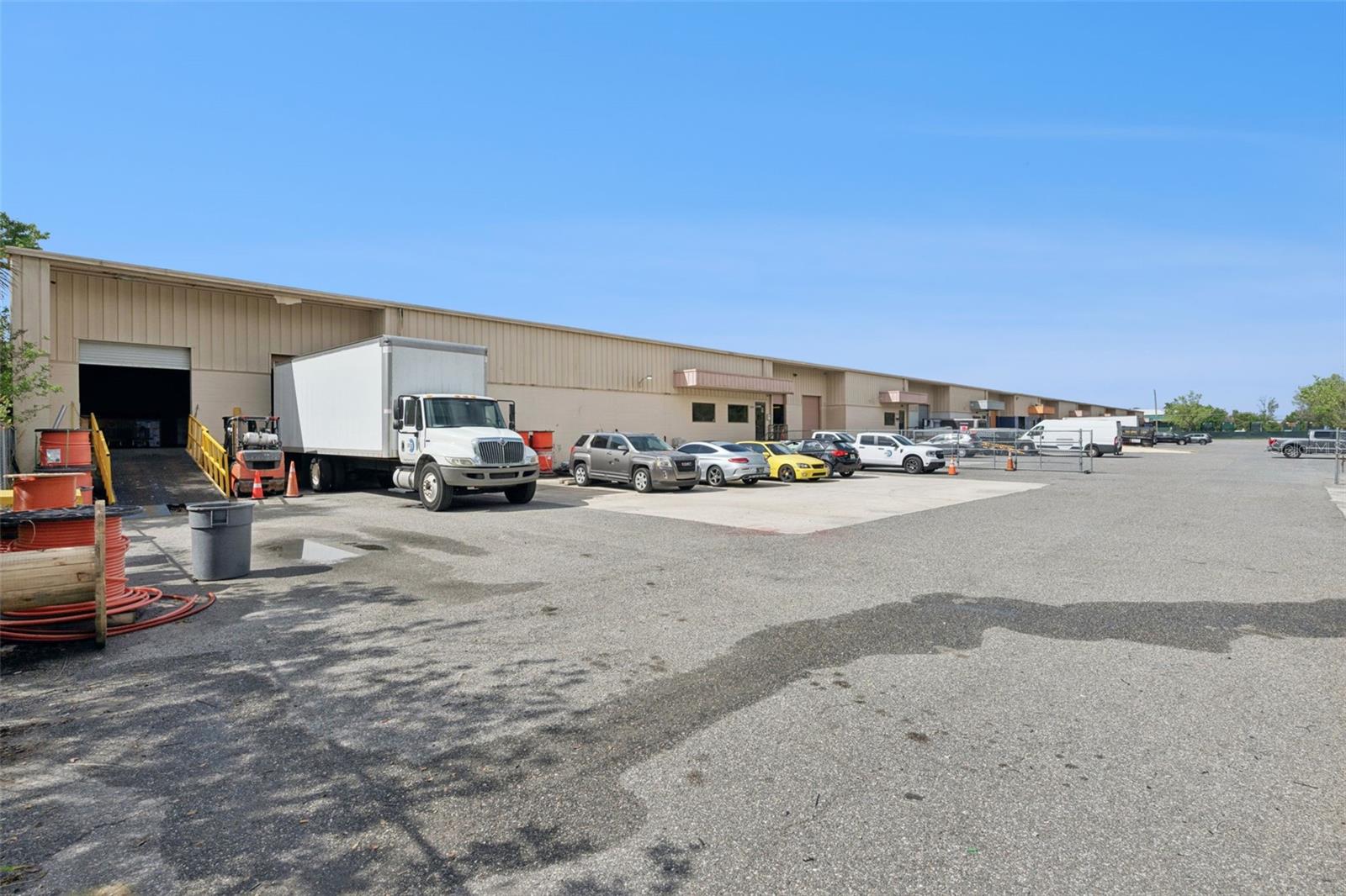 Image 4 of 25 For 10235 General Drive 8