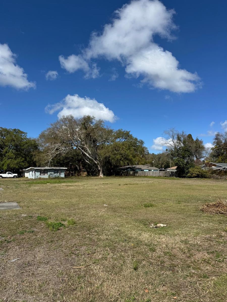 Image 2 of 8 For 709 23rd Street